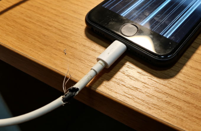 Unstable Power Supply May Cause Ghost Scrolling