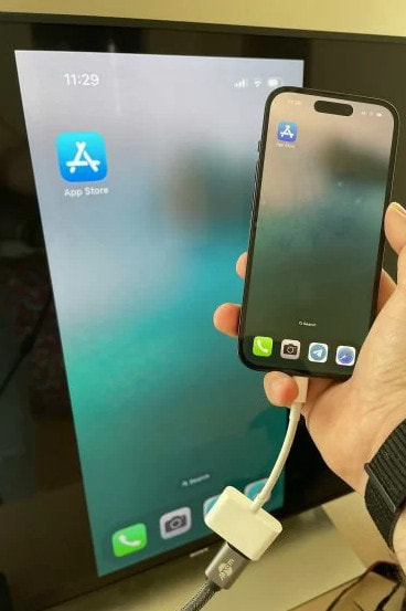 Speil iPhone/iPad til Roku TV via HDMI-kabel