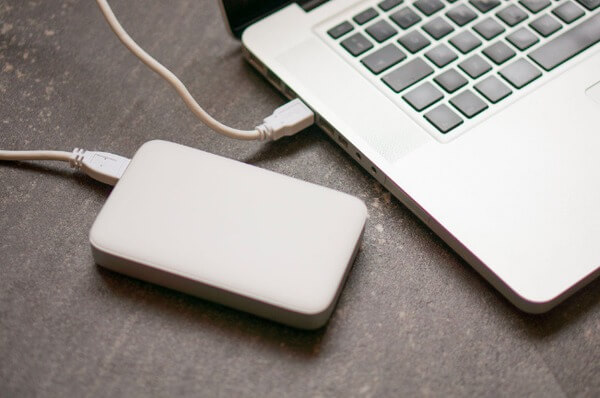 Sauvegarde Mac sur disque dur externe