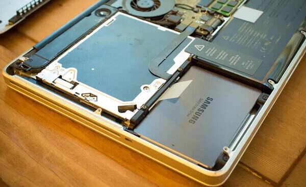 Bytt ut gamle Mac-harddisk med SSD