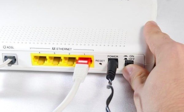 Start de router en modem opnieuw