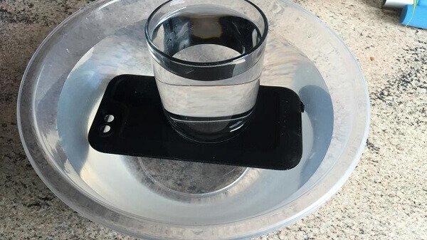 IPhone Wasser einweichen