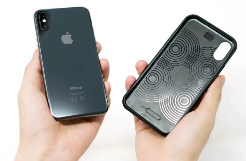 Retirer la coque du téléphone